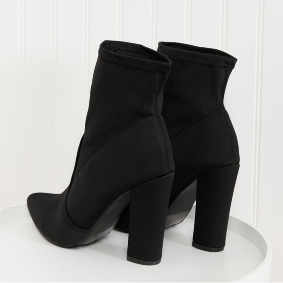 24hr SALE💥Black Heeled Booties Size 11 - Picture 7 of 7